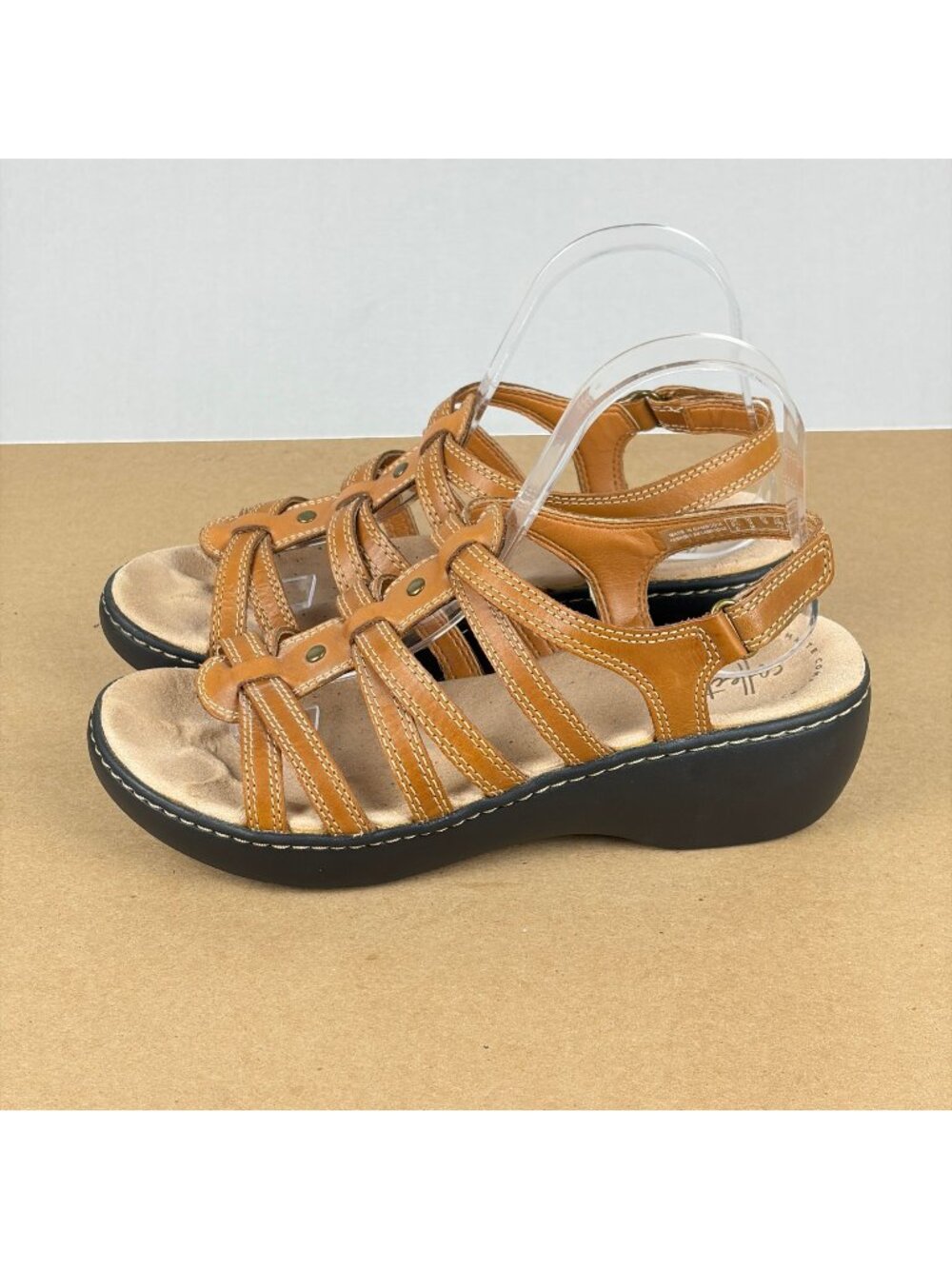 Clarks Collection Delana Curve Leather Sandals Womens 8 Tan Brown Slingback